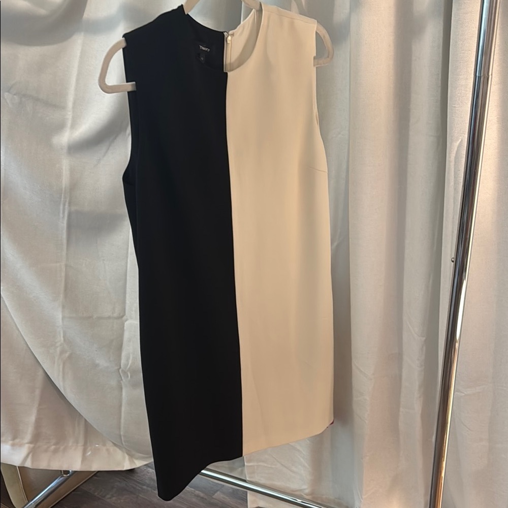 Black and White Sleeveless Dress